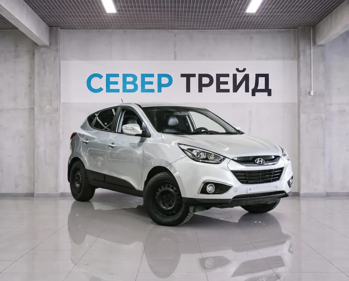 Hyundai ix35, I Рестайлинг — фото 1