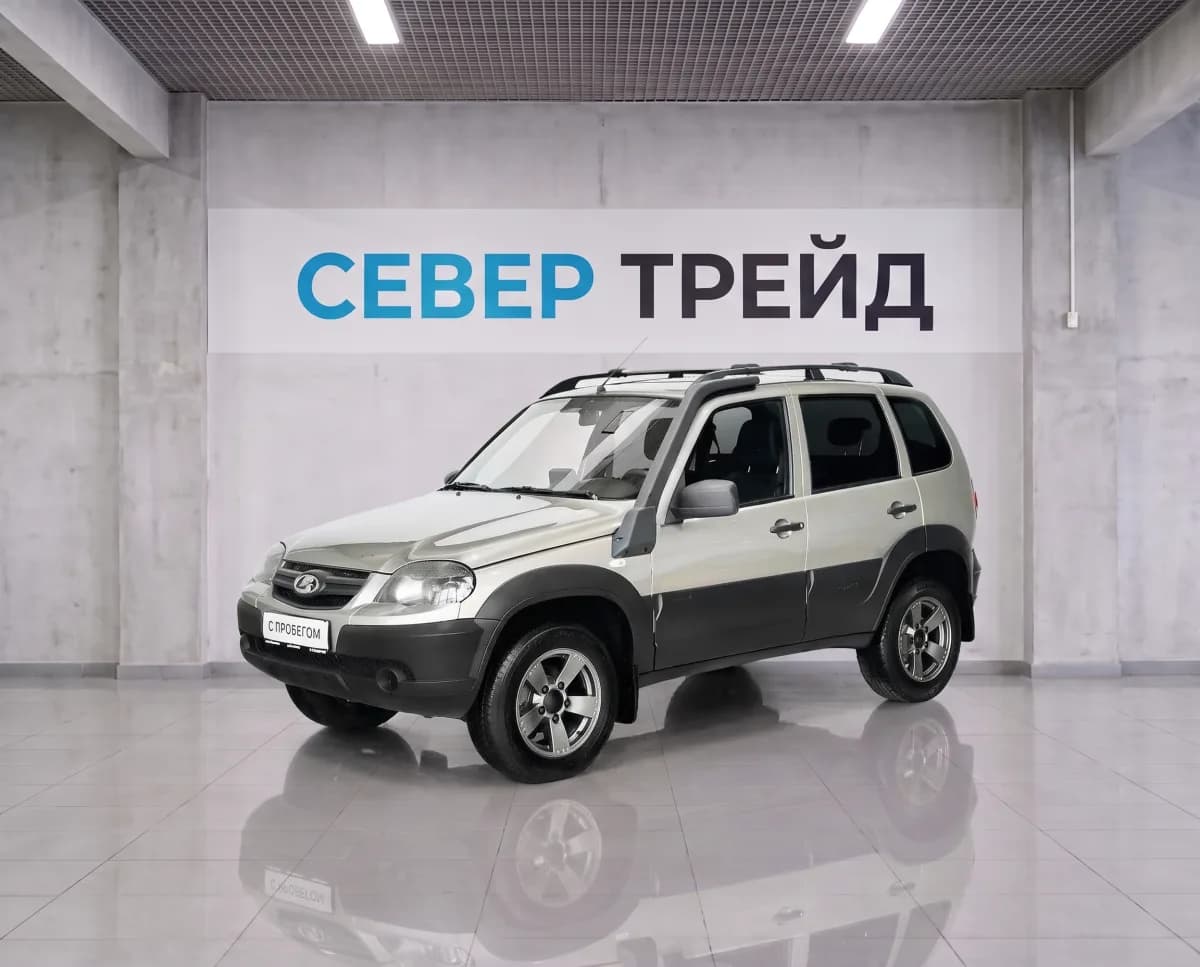 Lada Niva — фото 1