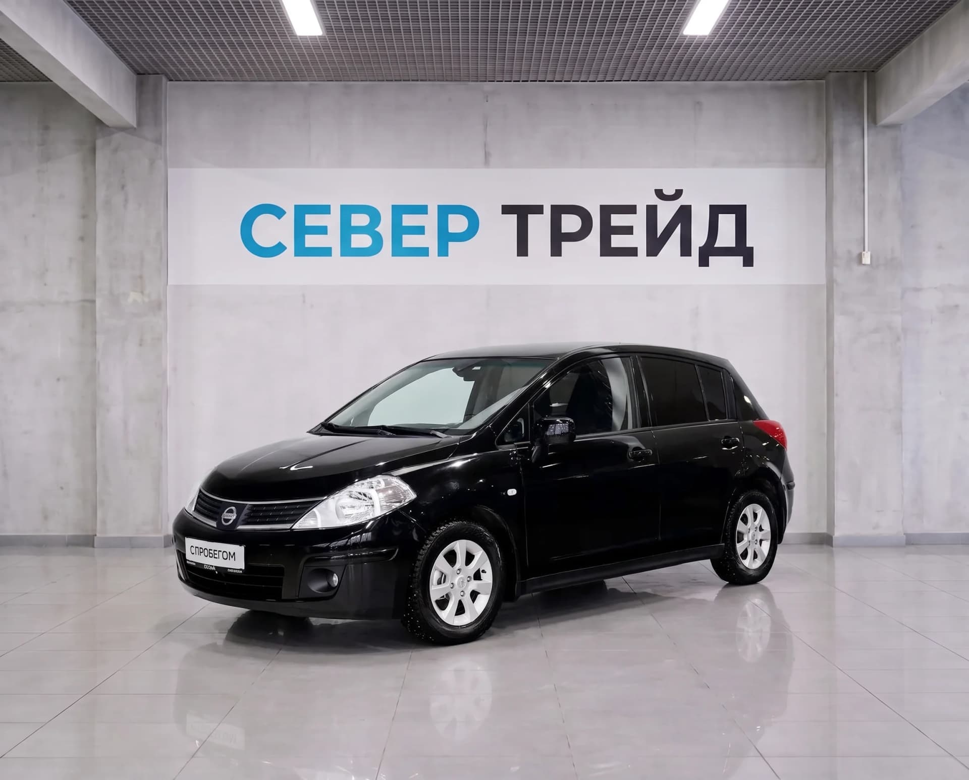 Nissan Tiida, I — фото 1