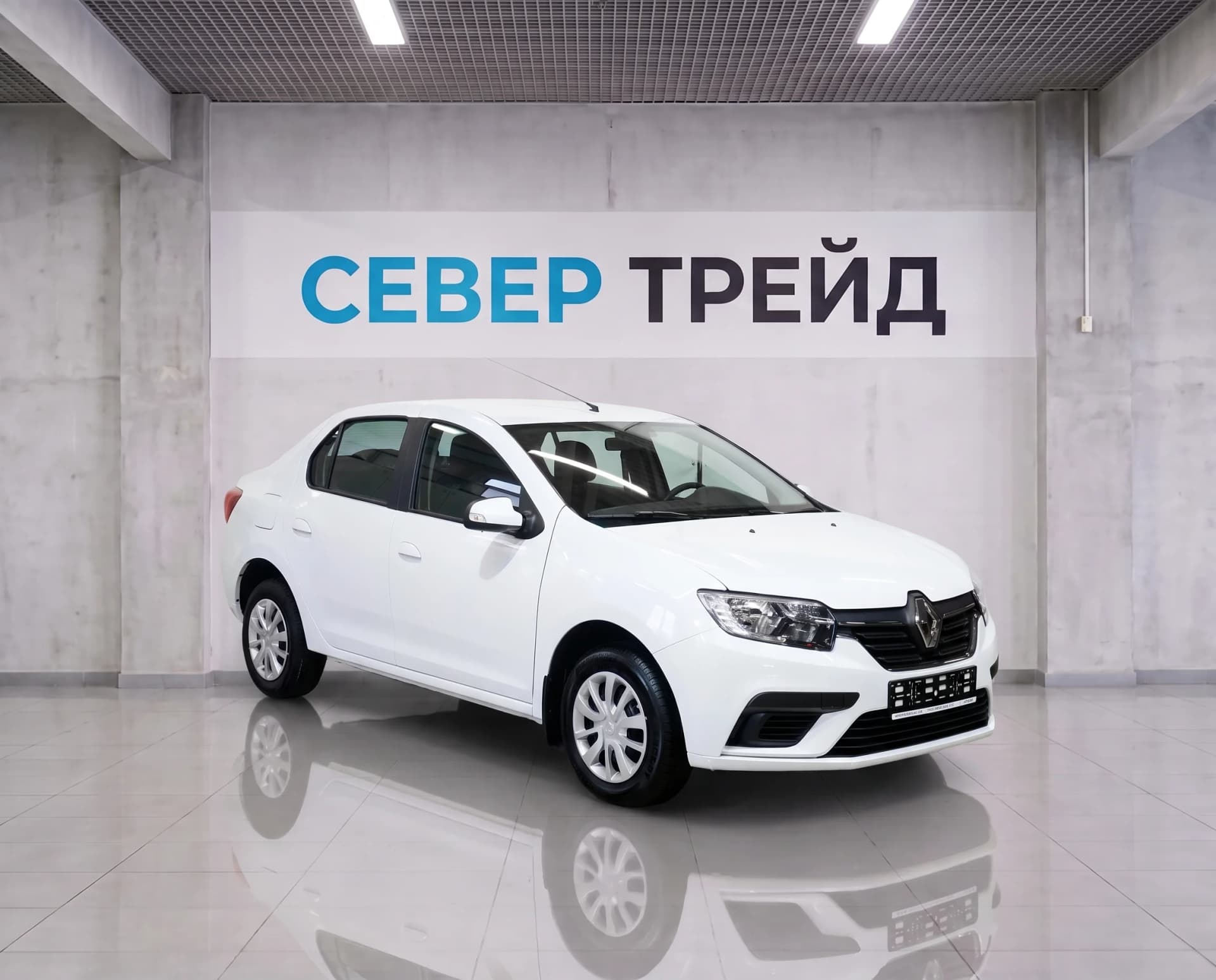 Renault Logan, II Рестайлинг — фото 1