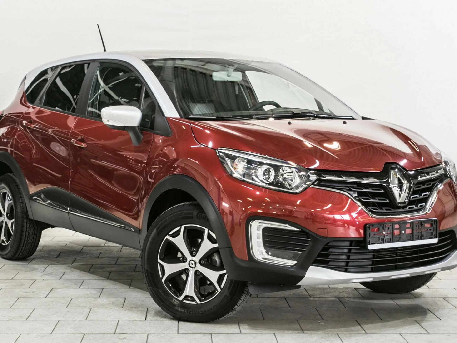 Renault Kaptur, I Рестайлинг — фото 1